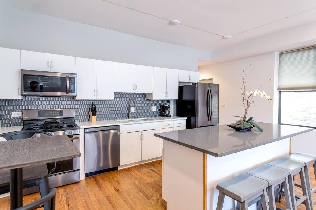 Goose Island Central Downtown Prime Location With Access To Patio Chi - 1 Chicago Eksteriør bilde